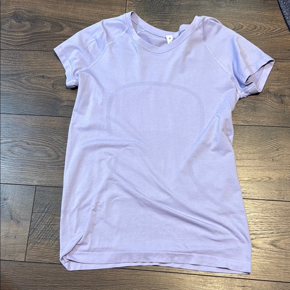 Lululemon lavender shirt